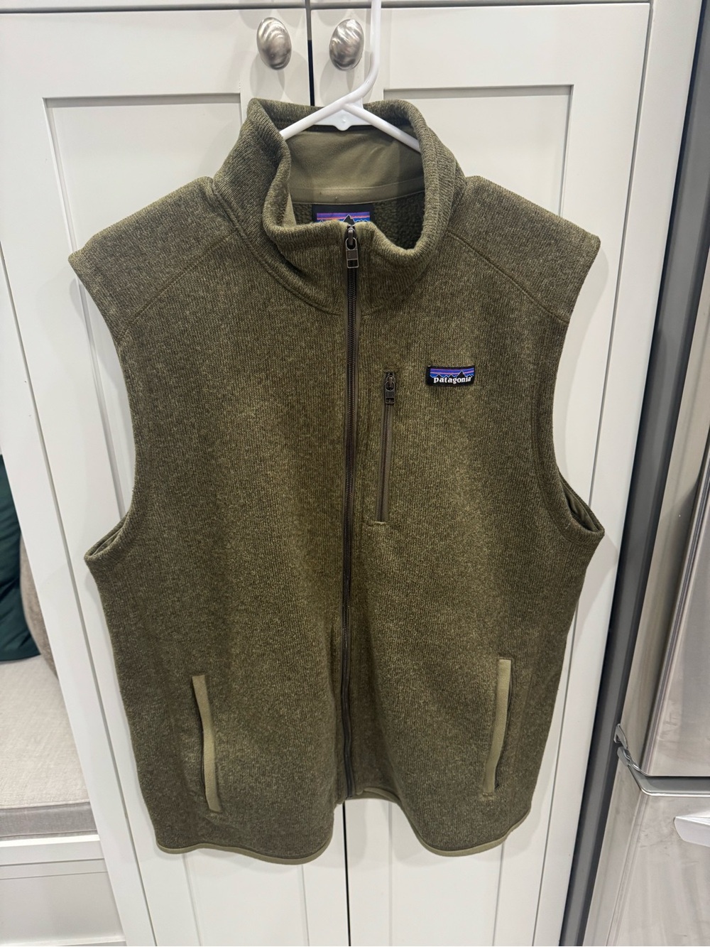 Patagonia Olive Green Men’s Fleece Vest with Chest Zip